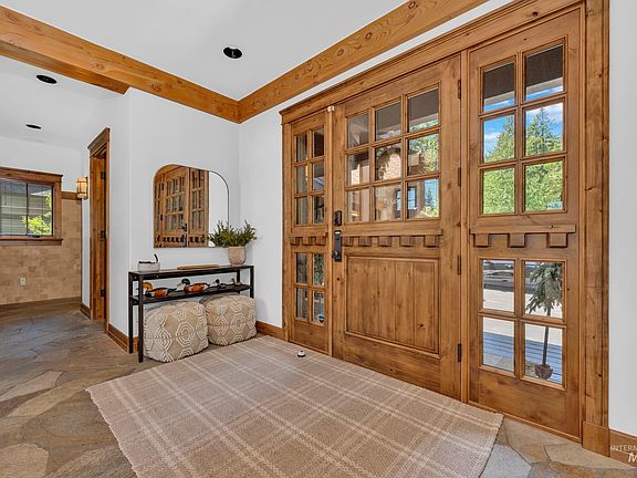 4th image of 33 Pinnacle Ct