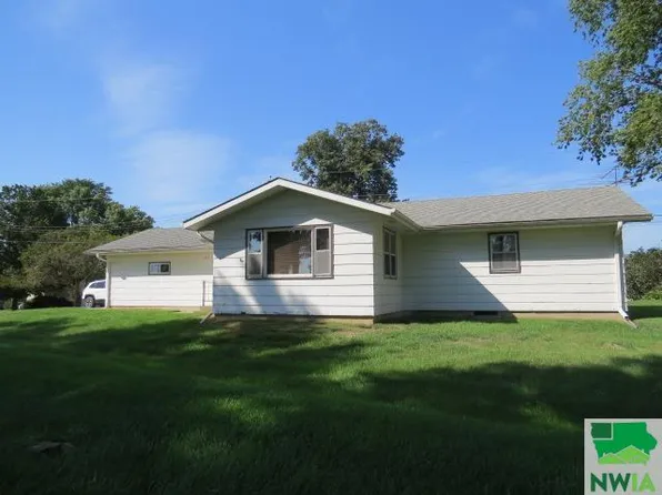 315 Jet Rd, Brunsville, IA 51008