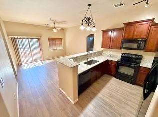 2725 E Mine Creek Rd UNIT 2014, Phoenix, AZ 85024