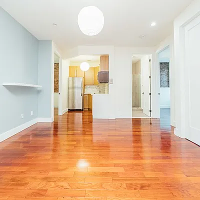 Rented by Nooklyn NYC LLC | media 19