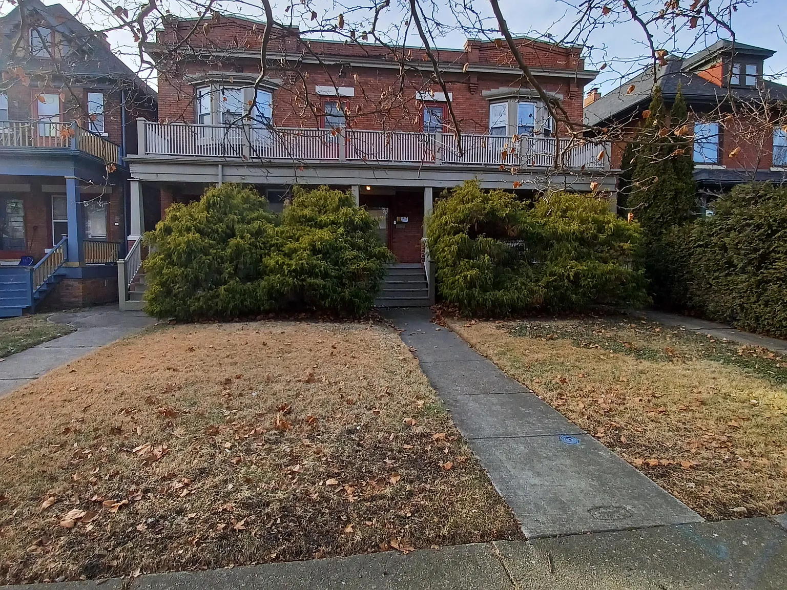 2 bed, 750 sqft, $1,100 — Photo 1