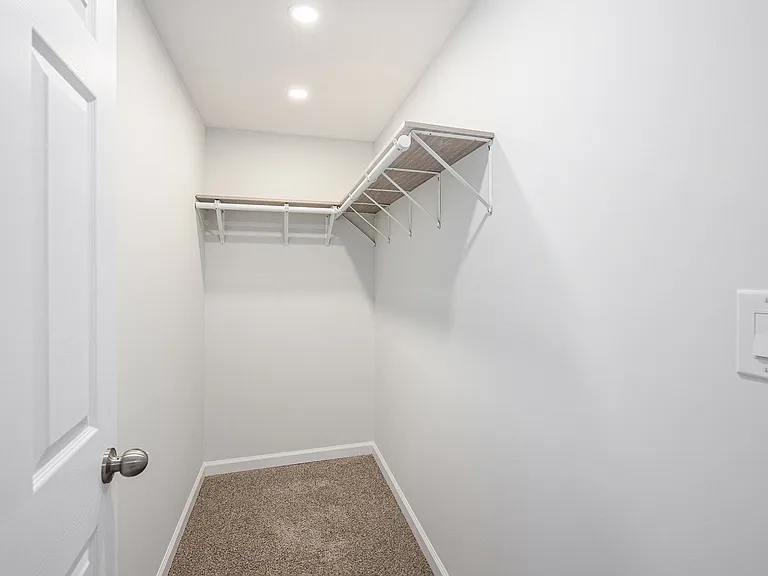 Walk-in closet