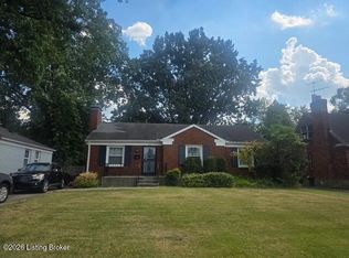 6847 Green Meadow Cir, Woodlawn Park, KY 40207