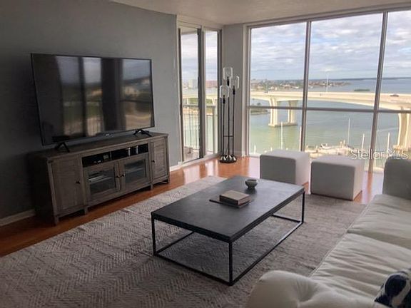 3rd image of 100 Pierce St #1309