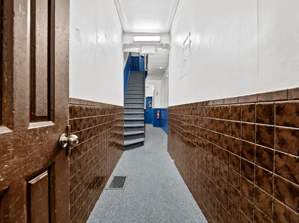 207 15th Street image 3 of 19