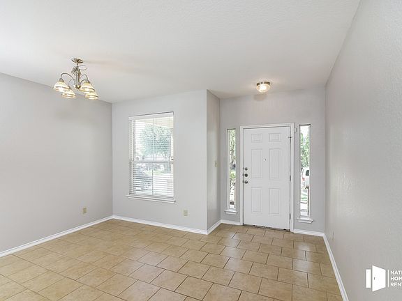 023-photo-living-room-11340691_10262022