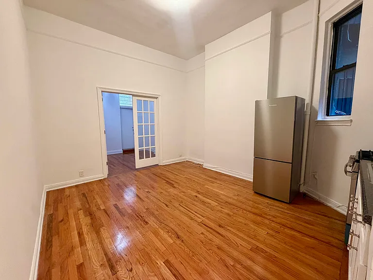 712 9th Ave #1D — Photo 6