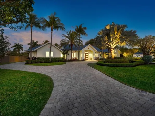 1438 Murex DR, NAPLES, FL 34102