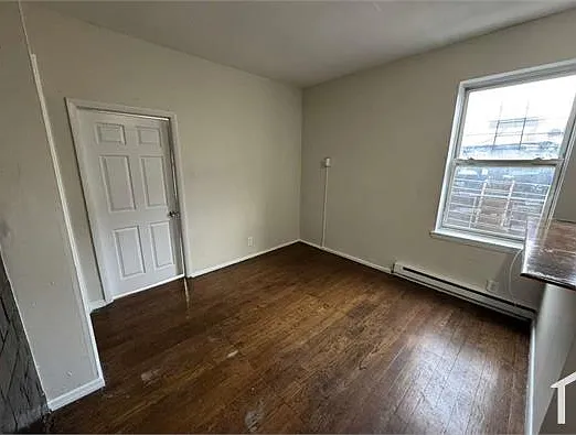 322 Park Ave #1 — Photo 1
