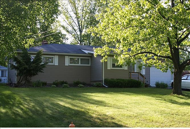 1st image of 3017 Green Acres Dr