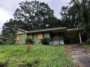 2332 Pinewood Dr, Decatur, GA 30032