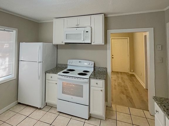 5th image of 8020 Colquitt St APT 1