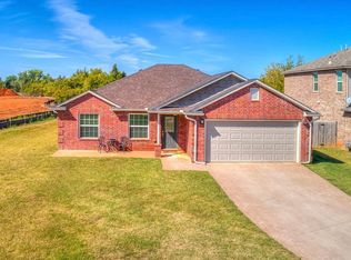2725 Demotte Dr, Yukon, OK 73099