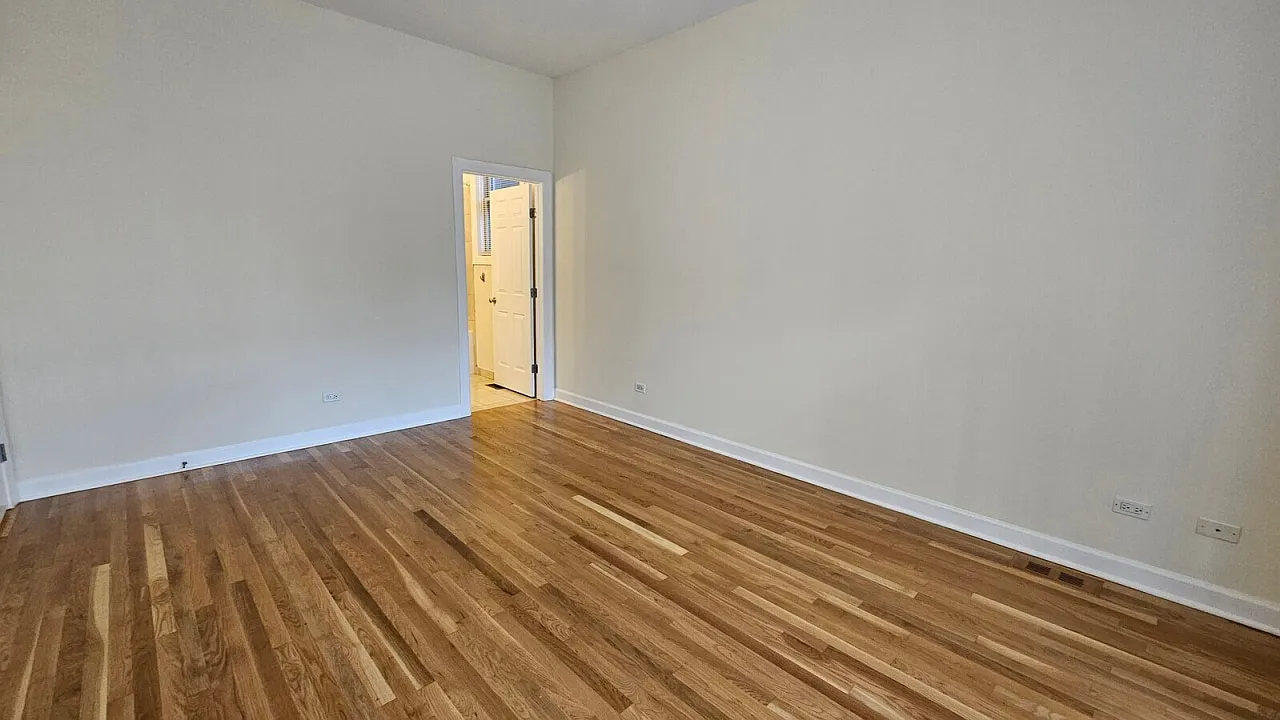 2 bed, 1500 sqft, $3,300 — Photo 2