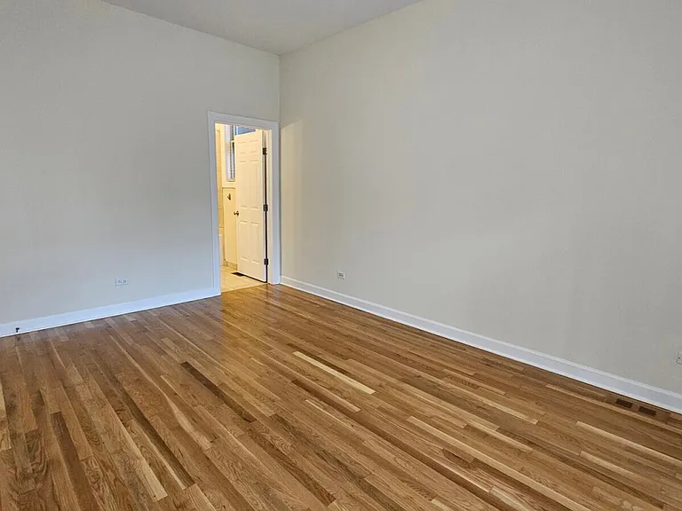 508 N Hartland Ct #2S — Photo 2