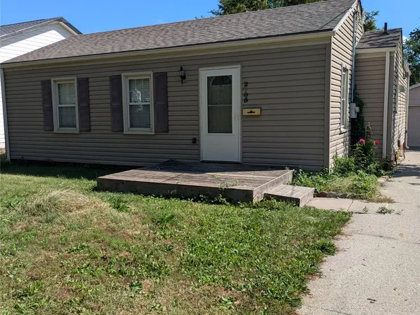 2705 E 16th St, Des Moines, IA 50316