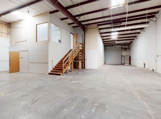 - F, Anderson, CA 96007