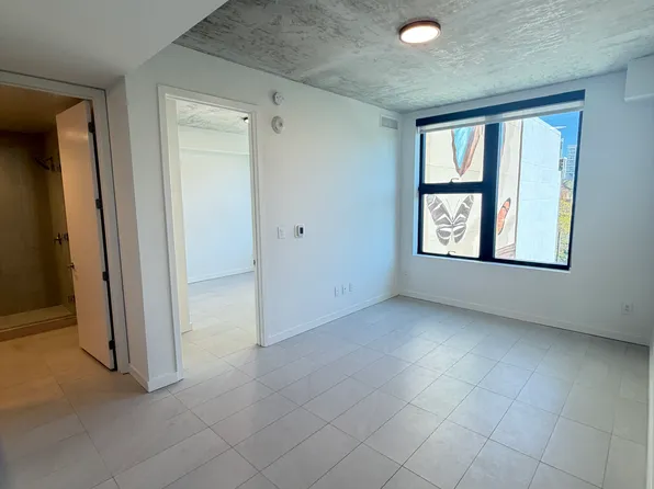 130 NW 30th St #A3, Miami, FL 33127