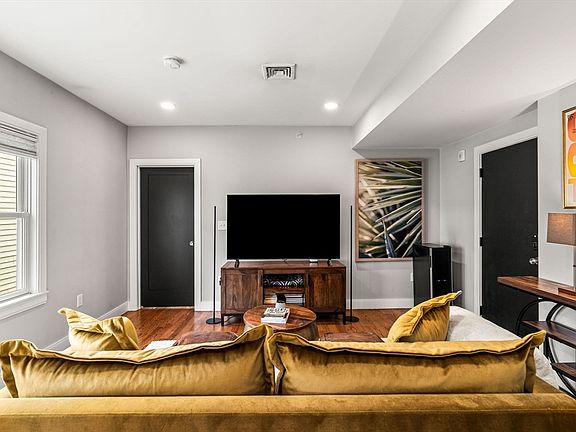 5th image of 66 Falcon St #4