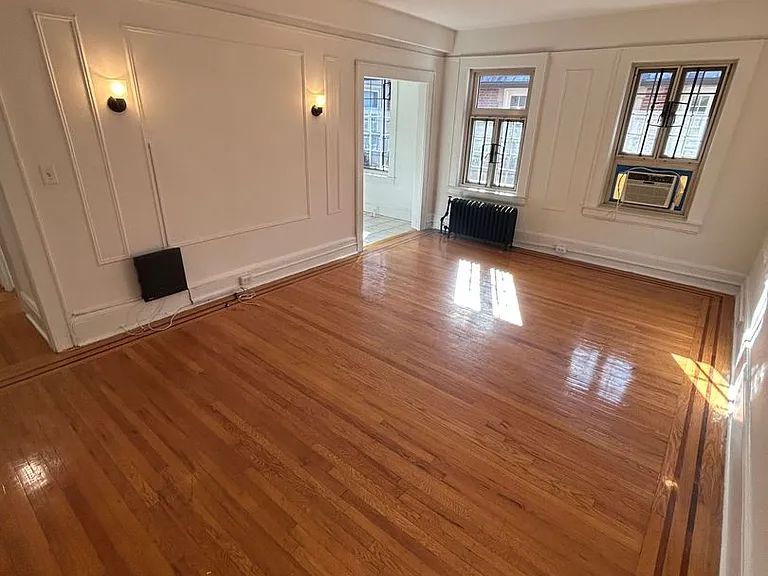 St. Luke's Place Apartment Homes — Photo 7