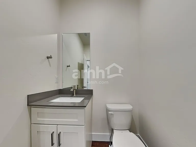 1559 N Garnet Creek Ave — Photo 9