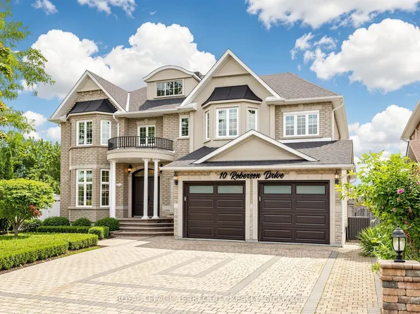 10 Roberson Dr, Ajax, ON L1T 4K1