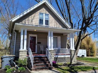 1017 Market St, Saint Joseph, MI 49085