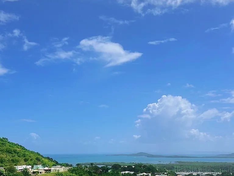 M1 Condominio La Vis — Photo 2