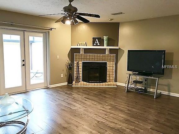 3rd image of 5401 Bayshore Blvd APT G