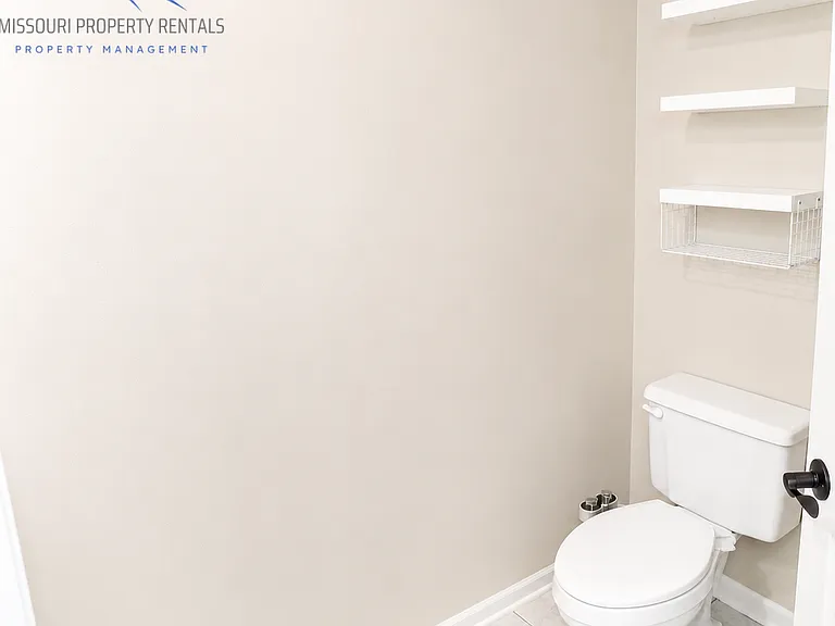 123 Oak Dr #1 — Photo 16