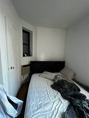 Rented by Salon Realty Corp | media 4