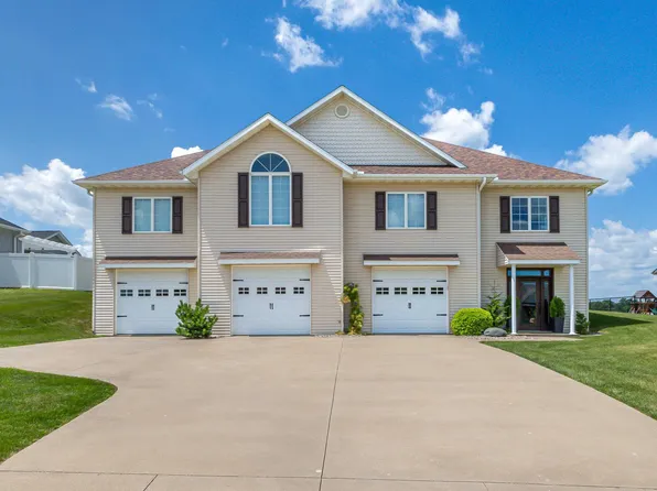 1608 Timber Ct, Maquoketa, IA 52060