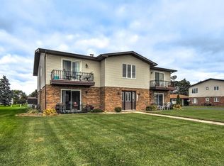 144 Plum Creek Dr UNIT 3, Schererville, IN 46375