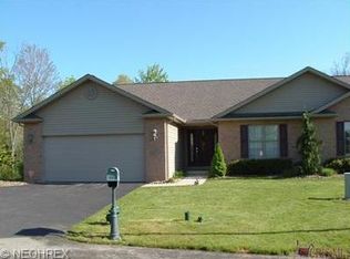 405 Pin Oak Pl #405, Campbell, OH