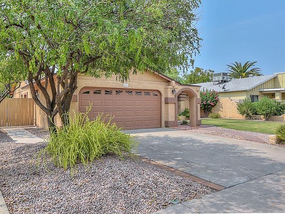 4th image of 2727 E Aster Dr