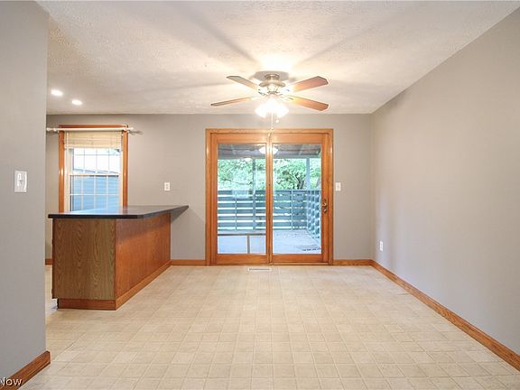 5th image of 804 Texas Ave