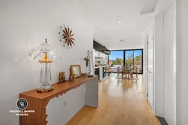 Sold by Coldwell Banker Warburg