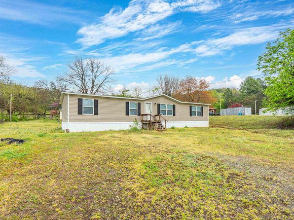 201 N 6th St, Coal Hill, AR 72832