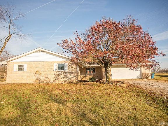 4th image of 7820 Brookville Arlington Pike