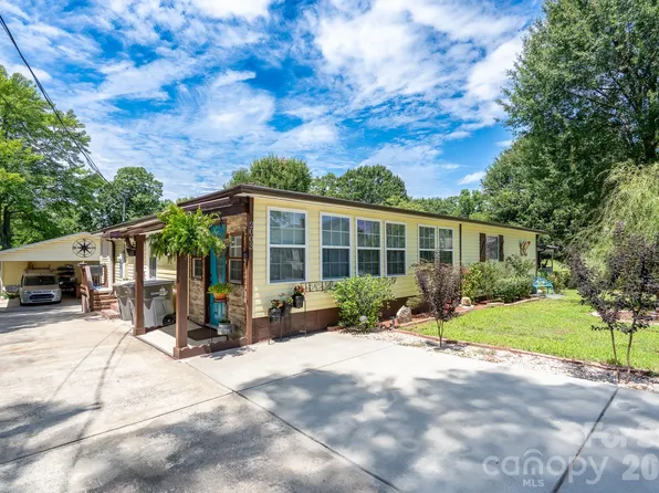 2003 Plaza Ave, Kannapolis, NC 28081