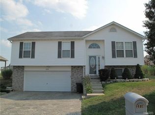 2314 W Ridge Dr, Festus, MO 63028