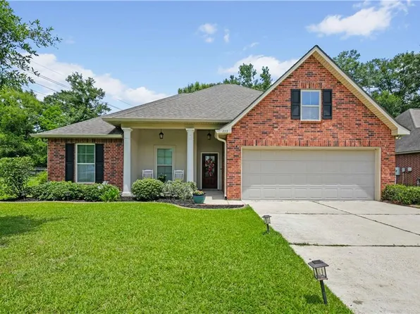 855 Woodsprings Ct, Covington, LA 70433