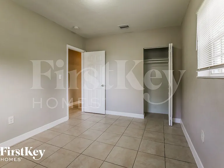 1250 NE 207th Ter — Photo 9
