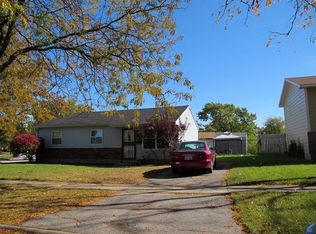 17301 Peach Grove Ln, Hazel Crest, IL 60429