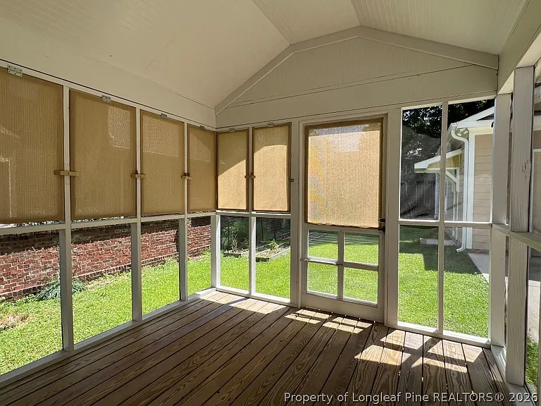 211 Ellington St — Photo 12