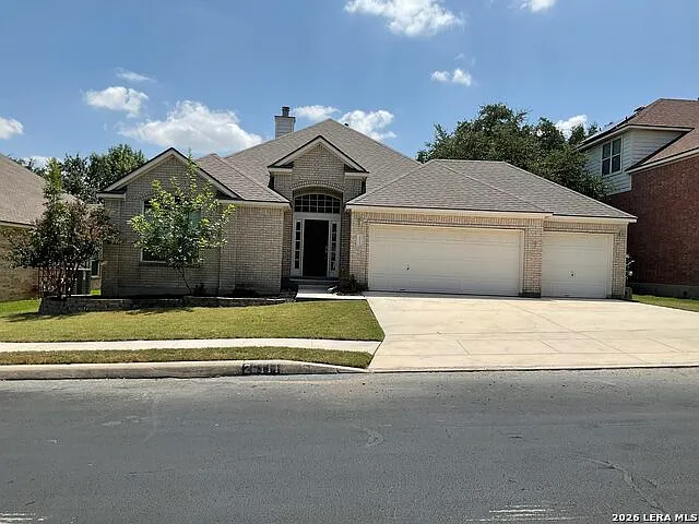 4 bed, 2.0 bath, 2225 sqft, $2,600 — Photo 3