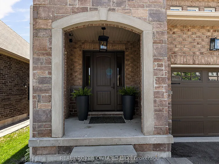 3047 Stone Ridge Blvd — Photo 2