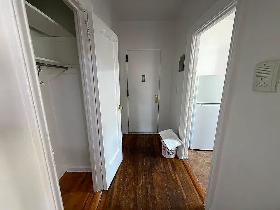 2280 Grand Ave #2B