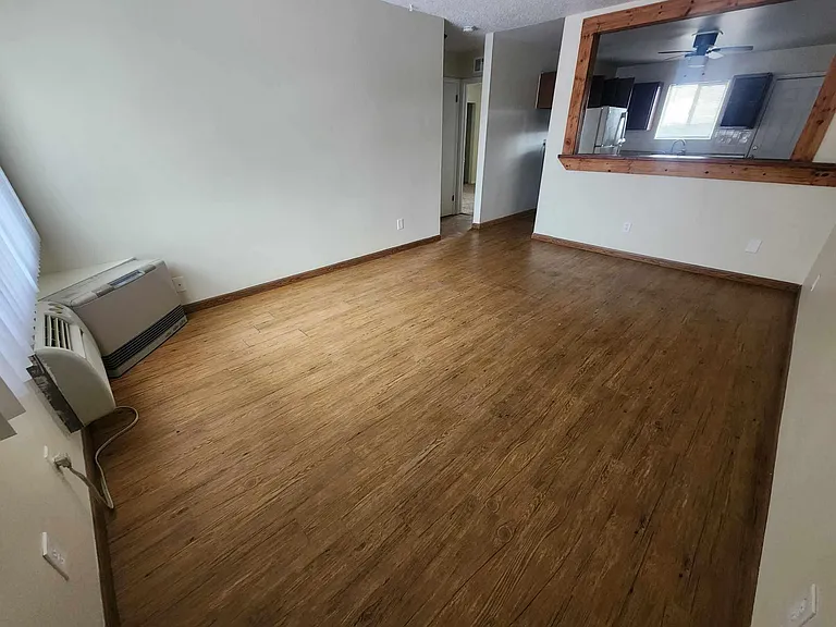 3020 Denver St #1 — Photo 2