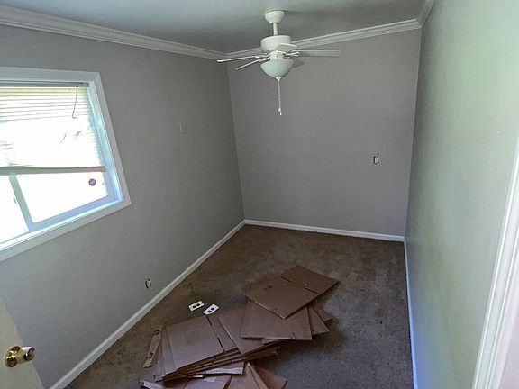 4th image of 4048 N Elizabeth St